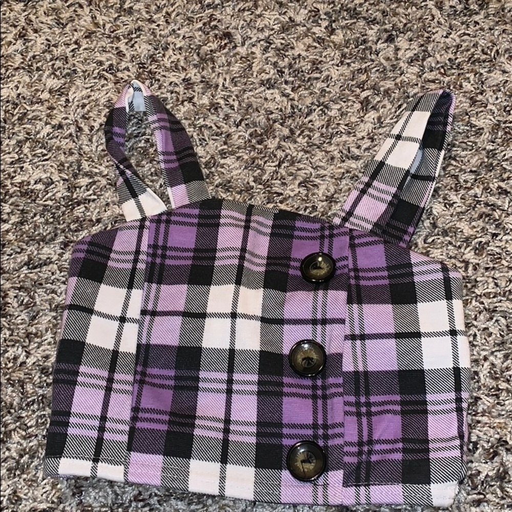 Boohoo plaid top!
